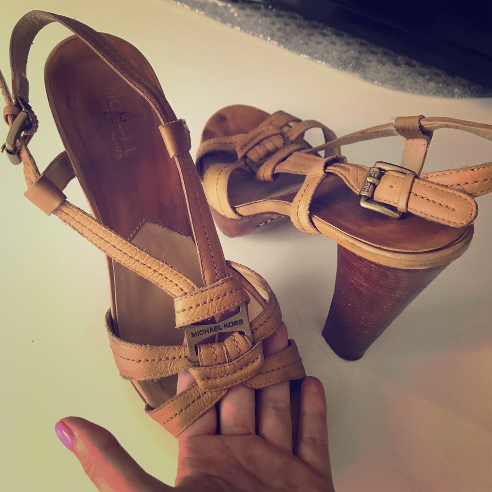 Michael Kors heels size 9